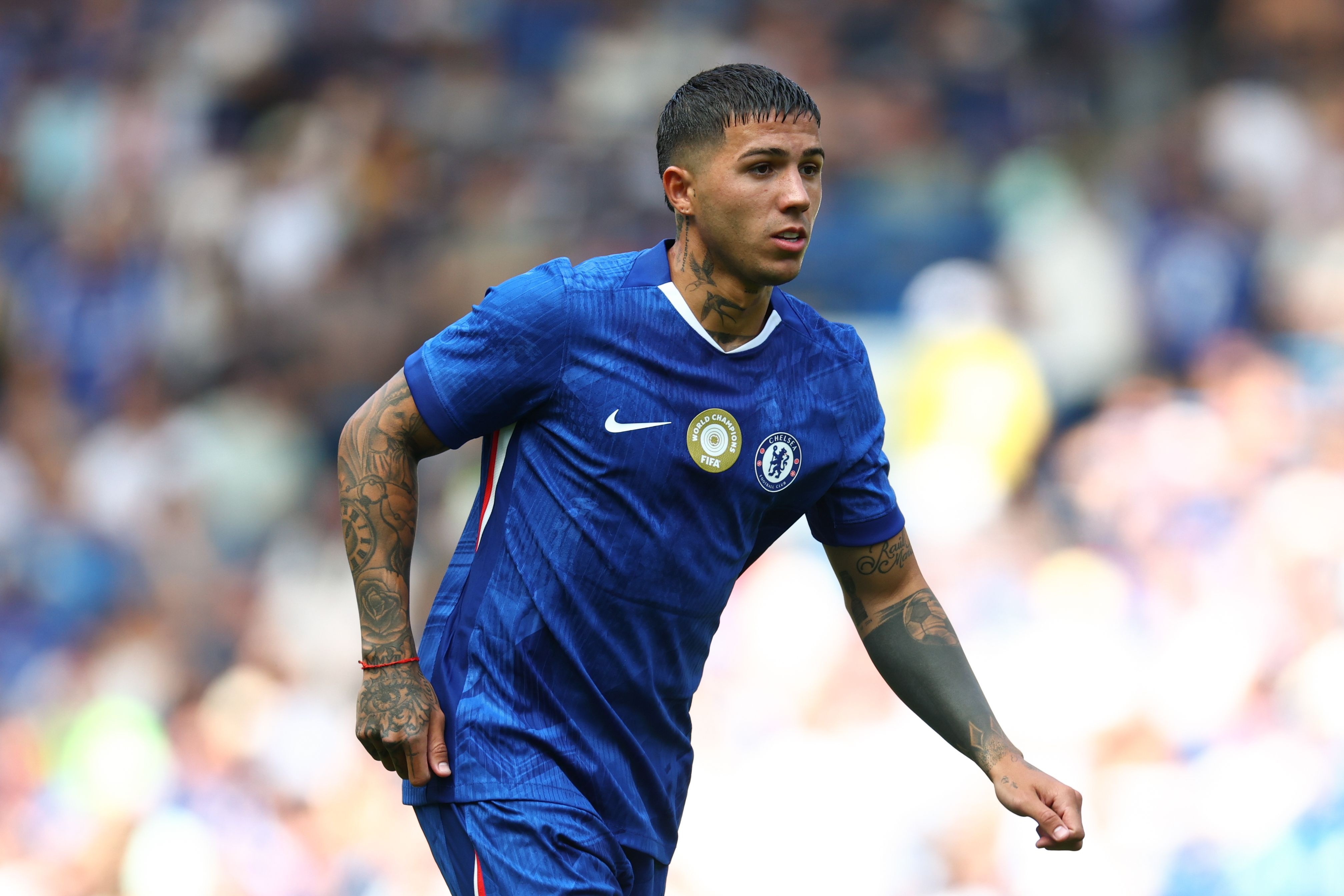 官方开奖直播-3年前1.21亿欧加盟蓝军！阿根廷跟队：恩佐有可能今夏离开切尔西